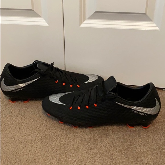 mercurial hypervenom